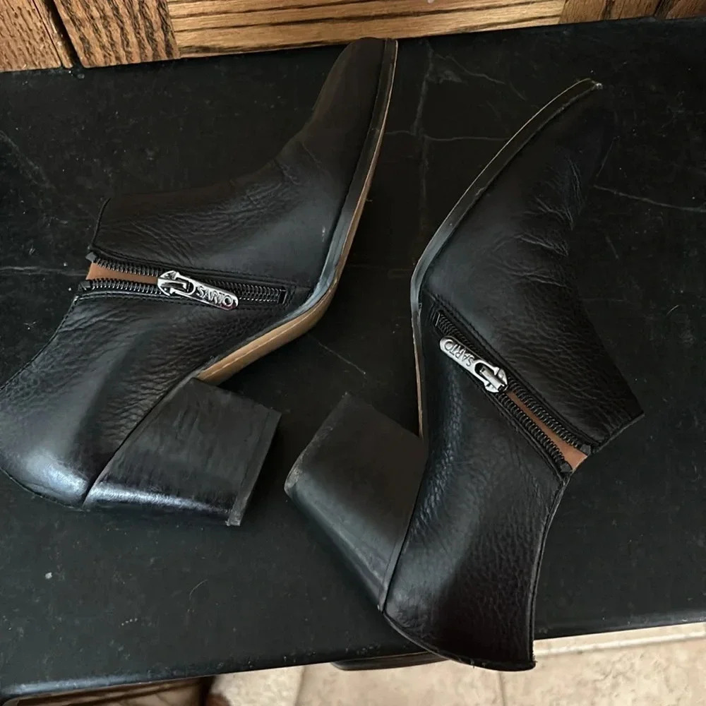 Franco Sarto | Camella Black Leather Ankle Bootie Heeled Boots women’s size 8 - Picture 7 of 9